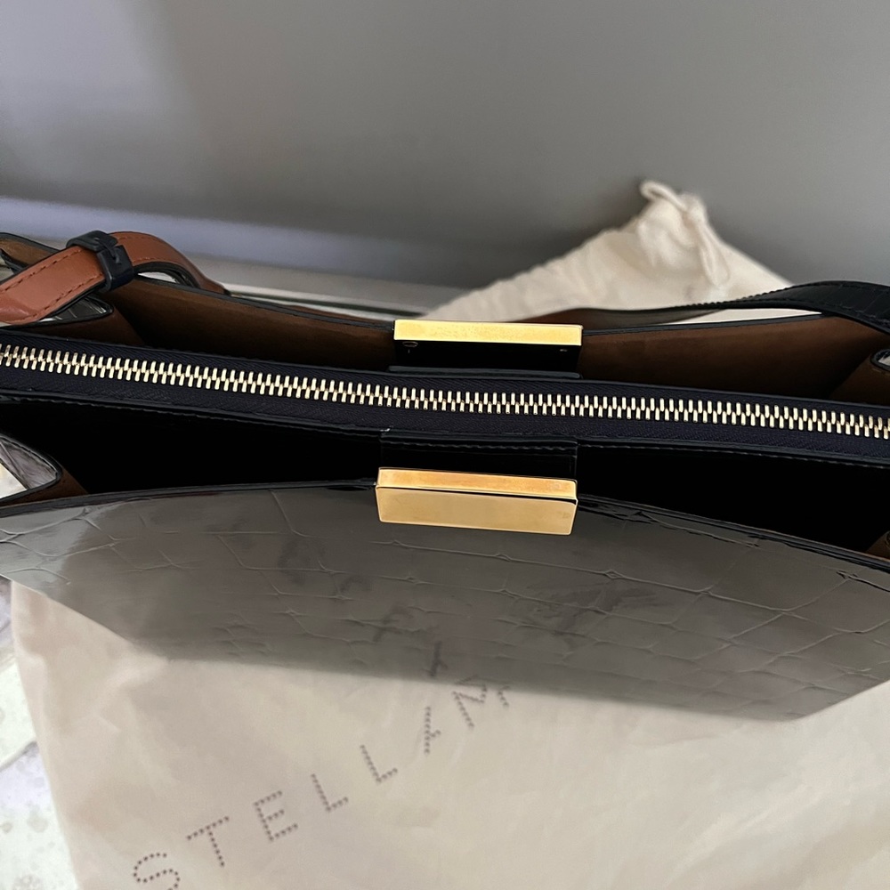 Stella McCartney Black Patent Croc-Embossed Shoulder Bag with Brown Strap - Picture 4 of 12